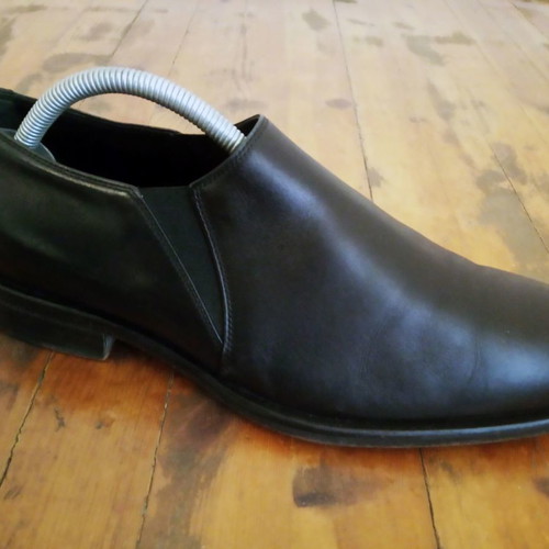 Giorgio Armani leather men's shoes like new, black, size 41