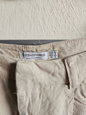 Linen παντελόνι Stradivarius μεταχειρισμένο, μπεζ, ίσια γραμμή, μέγεθος S