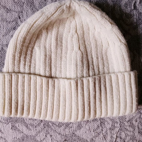 Scarves gloves and beanie used, LC Waikiki one size