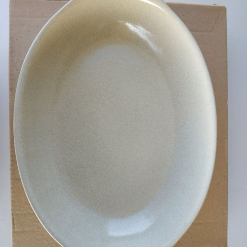 Vicko oval heat-resistant dish new, beige