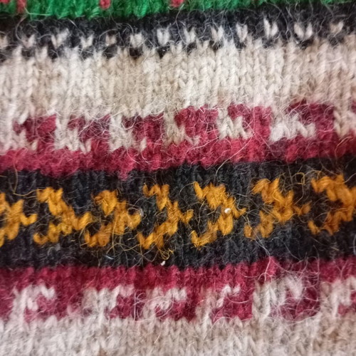 Wool handmade bag like new, 17x24 cm