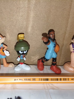Looney Tunes Space Jam figures used