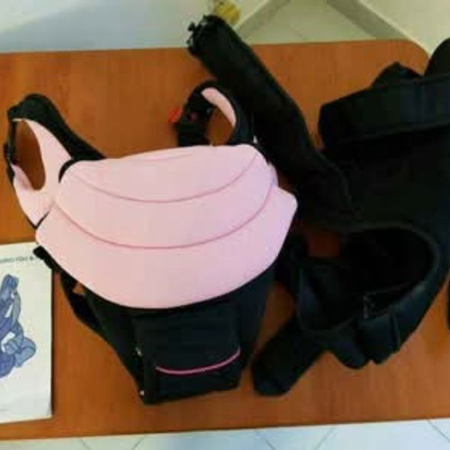 Chico You & Me baby carrier new