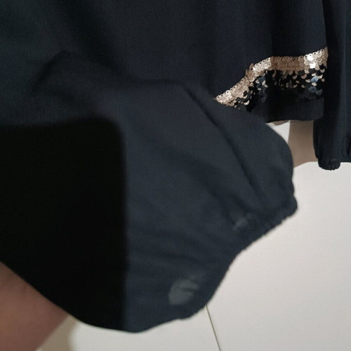 Evening blouse with gold sequins like new