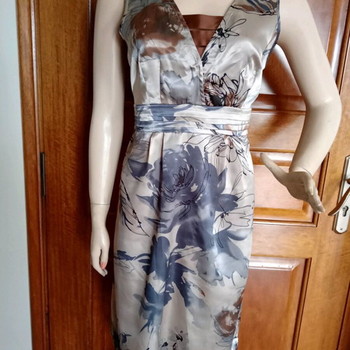 Raxevsky satin dress multicolor like new, size M