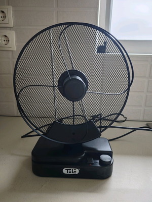 Телевизионна вътрешна антена Tele Radar като нова