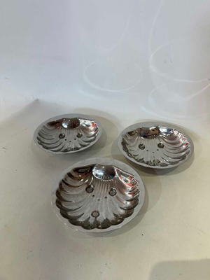 Tramontina Brazil vintage inox 18/10 shell-shaped soap dishes set of 3
