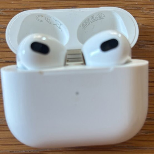 AirPods 3 like new