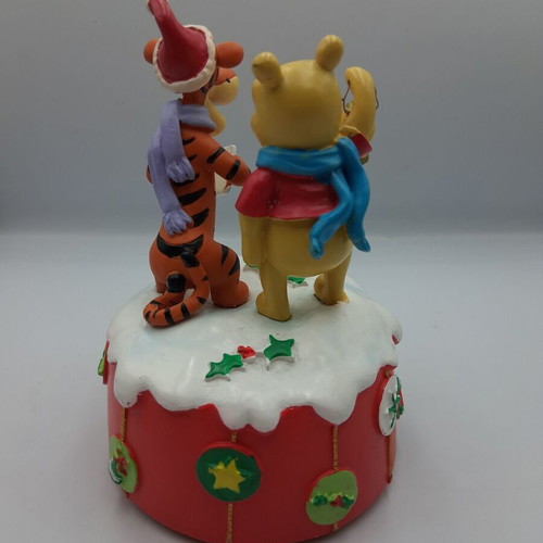 Winnie the Pooh Christmas Music Box like new