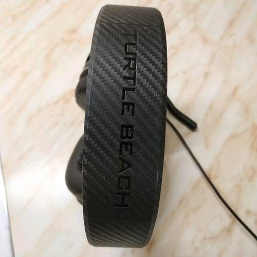 Turtle Beach Recon 200 Over Ear Gaming Headset like new with 3.5mm connection