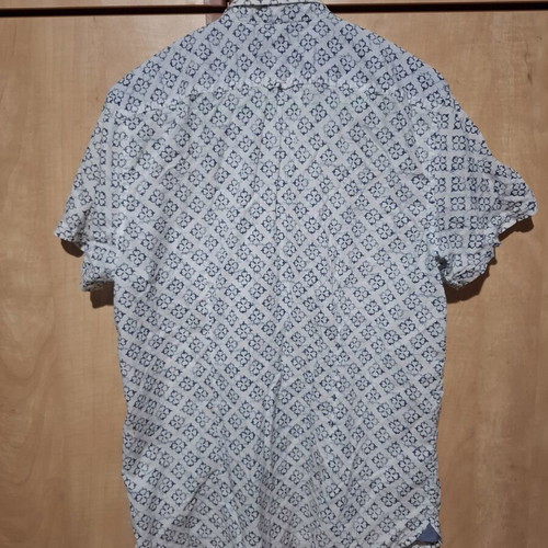 Pepe Jeans short sleeve shirt like new, white with blue pattern, size M