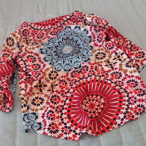 Blouse with paisley pattern like new, 3/4 sleeve, Bill Cost