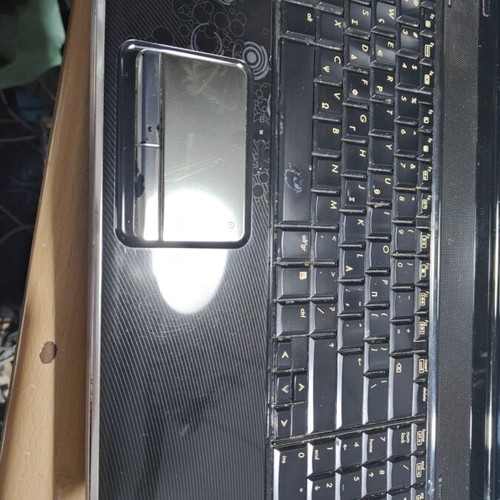HP Pavilion dv7-2050ev 17.3" Laptop used for repair or spare parts