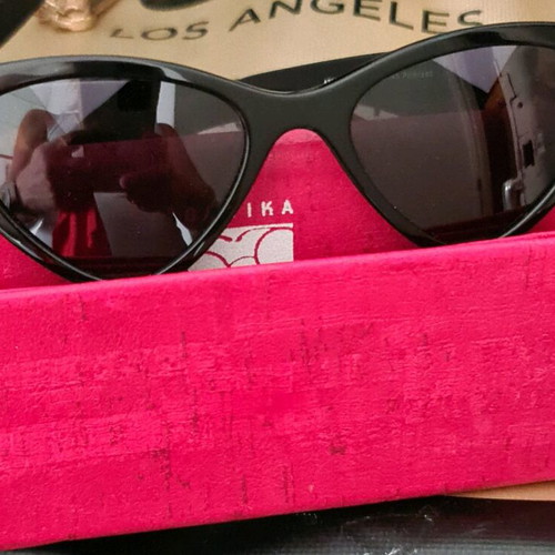 Women's sunglasses like new