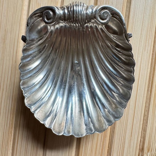 Silver Shell Bowl vintage item, like new