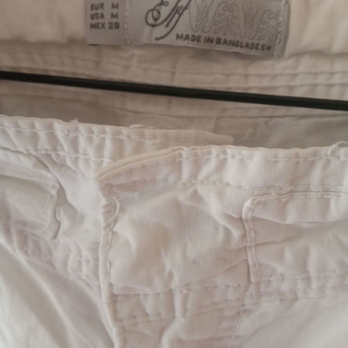 White Zara pants used, medium size, ankle drawstring