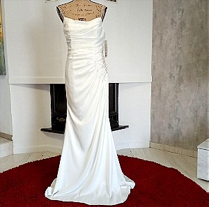 Luxuar Limited. Καινούριο νυφικό από βαρύ σατέν με στρας διακόσμηση Οικονομικά νυφικα. Wedding dress