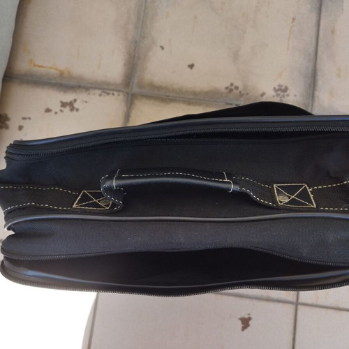 Briefcase bag like new, black