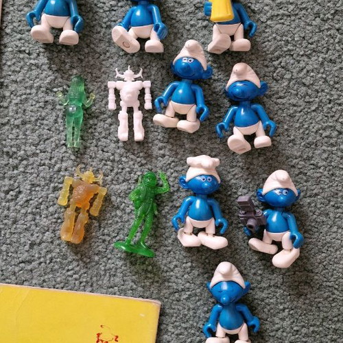 Smurfs books used, pack of 11, 1980s with Peyo figures