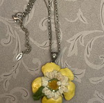 neck jewelry