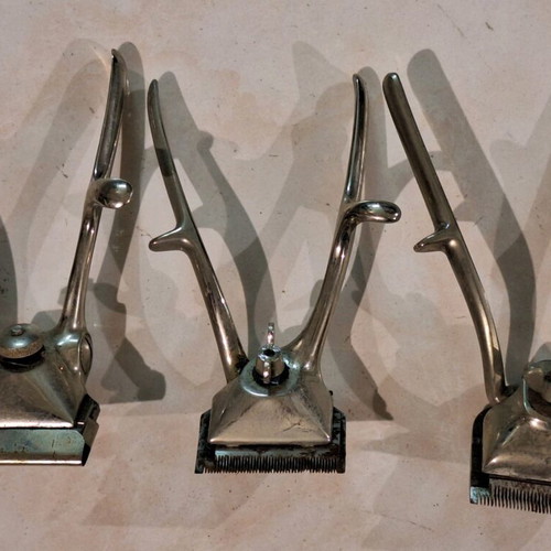 Old shaving machines used, non-functional, set of 3