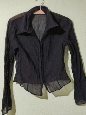 Sibilla Rei women's blouse like new, black, sheer with covered snaps