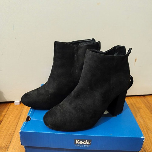 Seven black ankle boots size 38, like new, 7cm heel