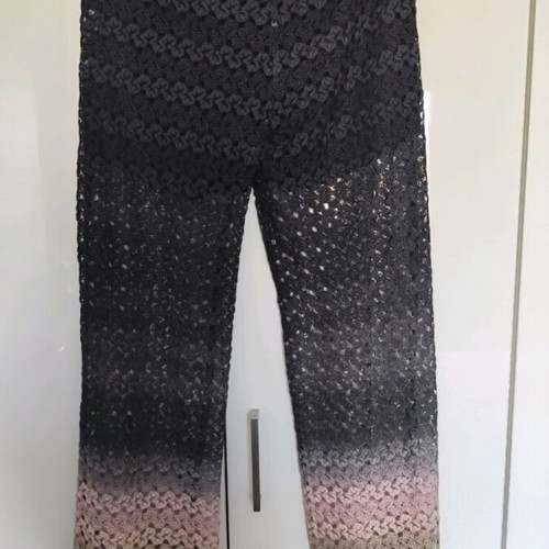 Twenty 29 Ombre Bell-Bottom Pants like new, lace, inner shorts, size M