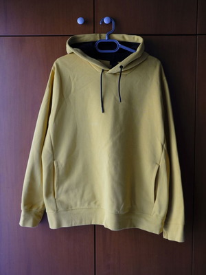 H&M yellow hoodie sweatshirt, size L