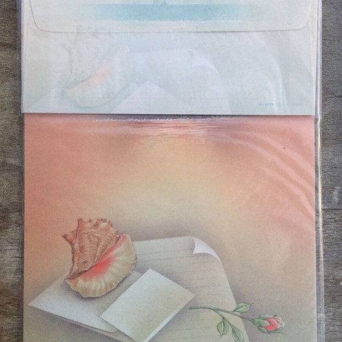 Letter writing set new, complete aromatic pack with 10 sheets and 5 envelopes
