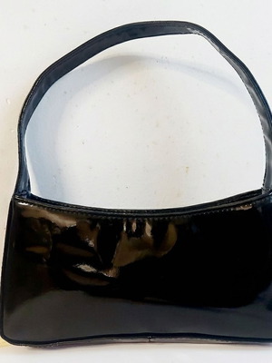 Vintage black baguette patent leather bag like new