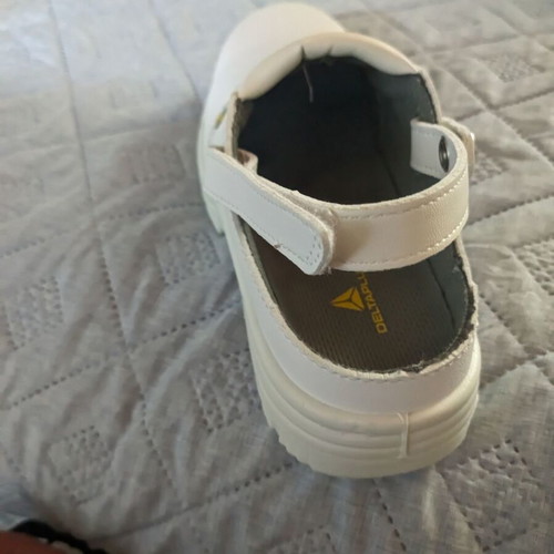 Delta Plus Maubec3 clogs new, anti-slip, white, size 43