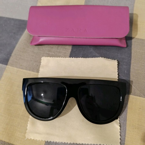Sunglasses woman black Zara like new