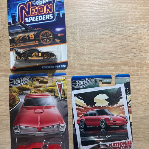 Hotwheels chase Porsche and Pontiac pack of 3 new sealed