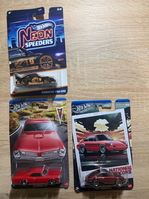 Hotwheels chase Porsche and Pontiac pack of 3 new sealed