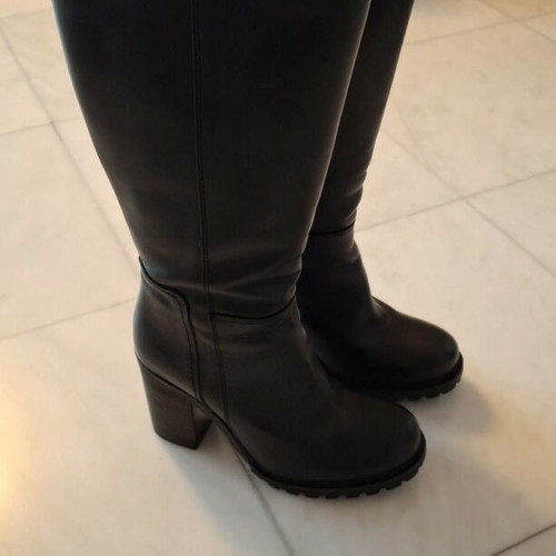 A.L.E. leather women's boot new, size 39, black