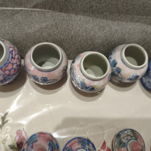 Vintage Chinese Porcelain Ginger Jars Set of 5, 11cm, like new