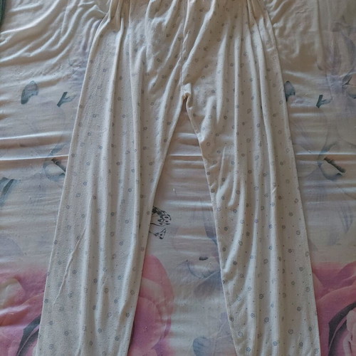 Sakura white pajamas set like new, size L