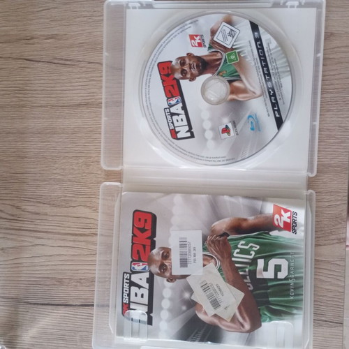 Nba2k9 PlayStation 3 used with minor scratches