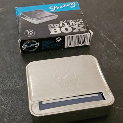 Cigarette roller used