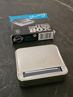Cigarette roller used