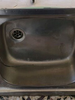 Inox kitchen sink with 2 basins in very good condition