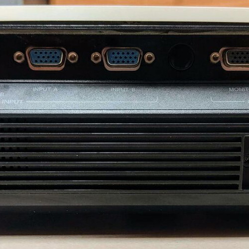 Projector Sony VPL-EX4 used with remote and new replacement lamp