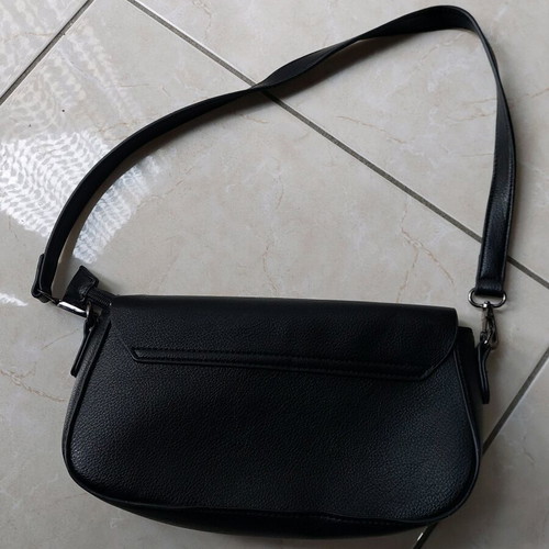 Bag to Bag black shoulder bag with leather look like new