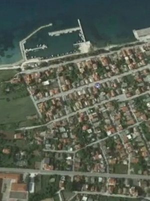 Land 1,107 m² in Kefalonia, non-buildable, ideal for caravan or parking
