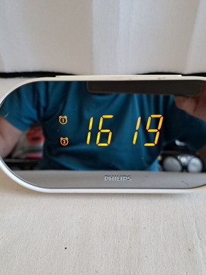Philips AJ 2000 radio clock used