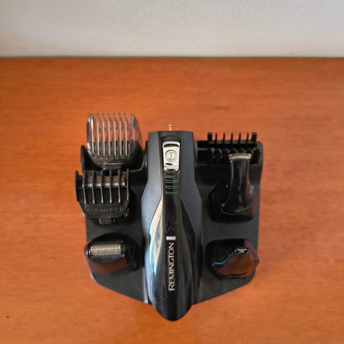 Remington PG6020 men's grooming set like new
