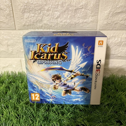 Kid Icarus Uprising Nintendo 3DS game used
