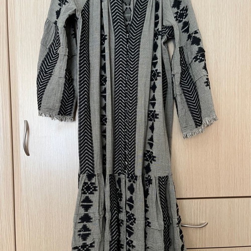Zoya dress new, size XS
