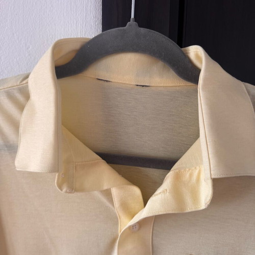 T-shirt with pocket like new